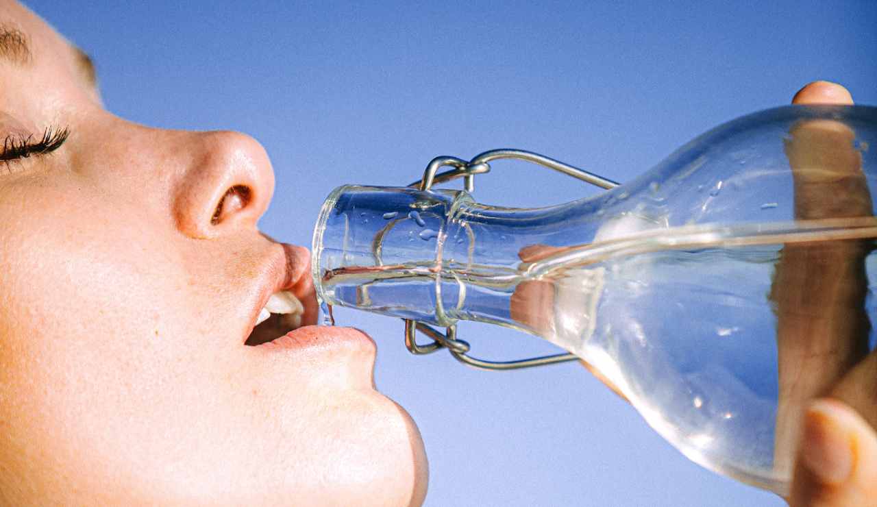 Acqua: tra virtù e falsi miti