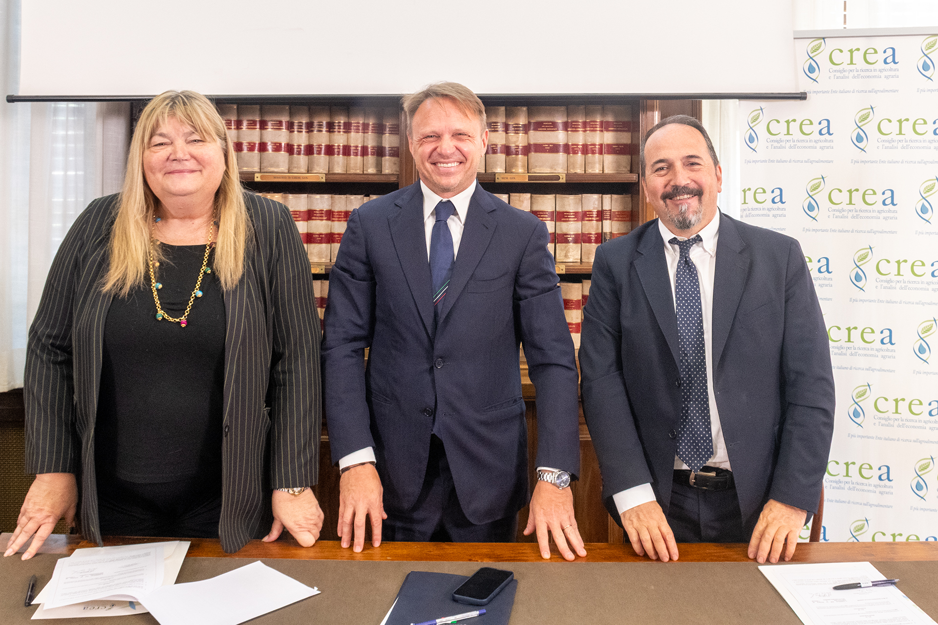 Giovani in agricoltura: siglato il protocollo d’intesa tra il CREA e Re.N.Is.A. e inaugurato il primo punto “Agrifood Innovation hub”