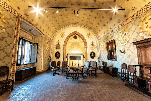 Avviso pubblico per la vendita al miglior offerente di immobili di propriet&agrave; della Fondazione Conte Gian Giacomo Morando Bolognini